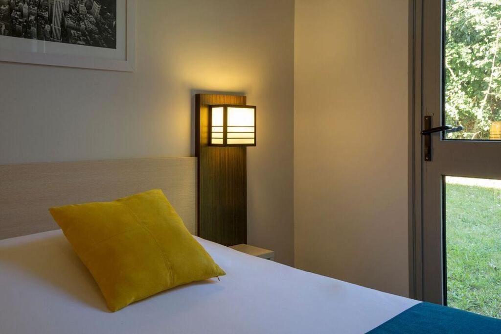 The Originals City, Hotel Novella Confort, Nantes Est Carquefou Exterior photo